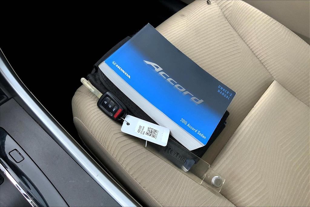 Thumbnail: 2015 Honda Accord - 19
