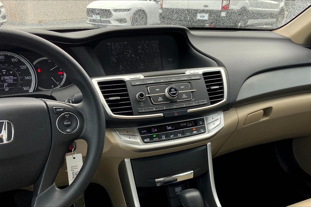Thumbnail: 2015 Honda Accord - 15