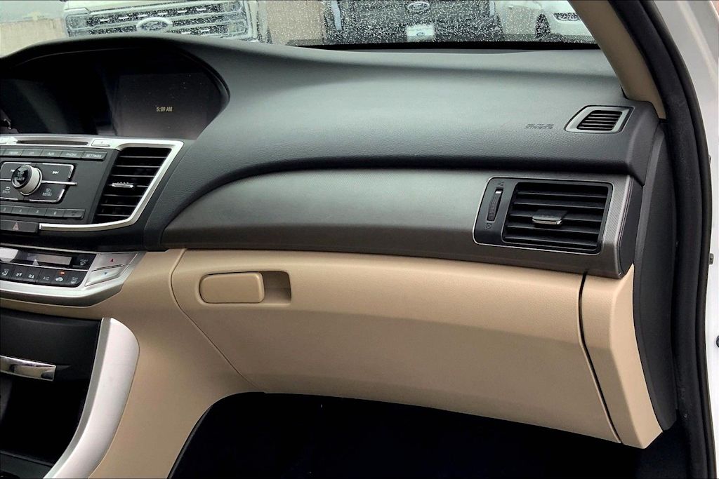 Thumbnail: 2015 Honda Accord - 23