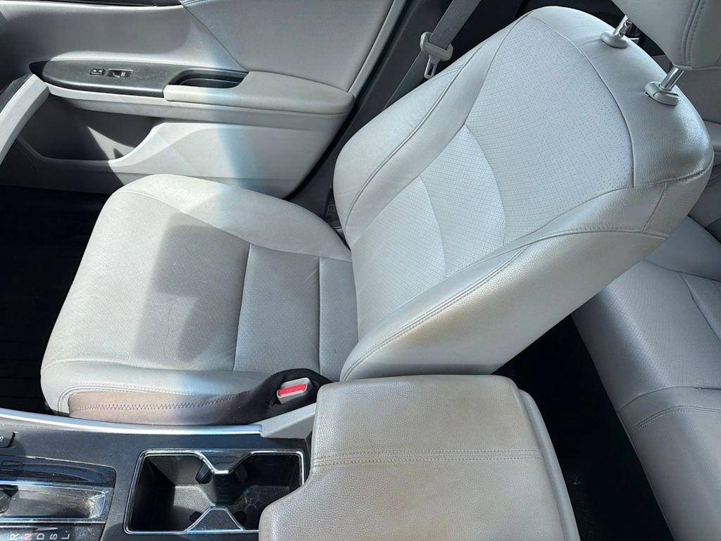 Thumbnail: 2013 Honda Accord - 23
