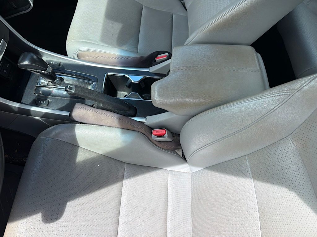 Thumbnail: 2013 Honda Accord - 22