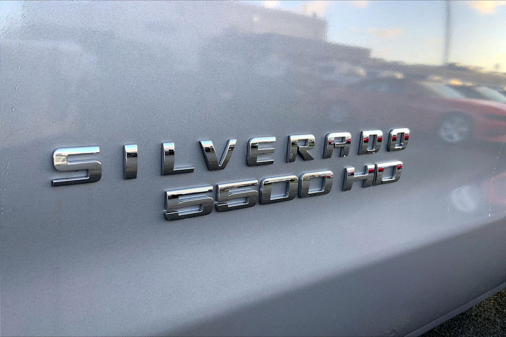 Thumbnail: 2024 Chevrolet  - 7