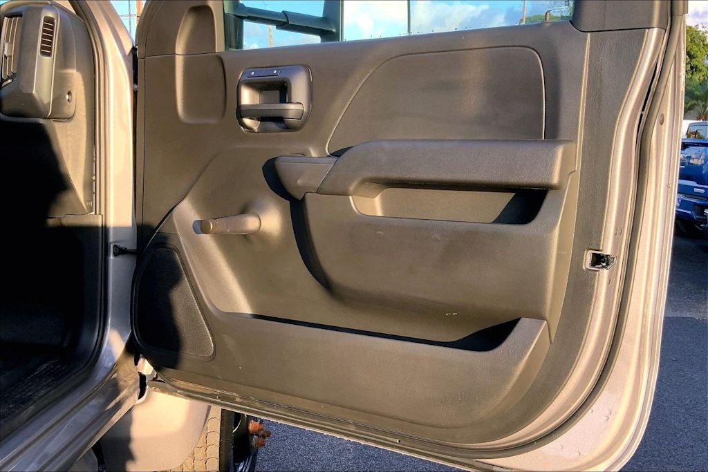 Thumbnail: 2024 Chevrolet  - 28