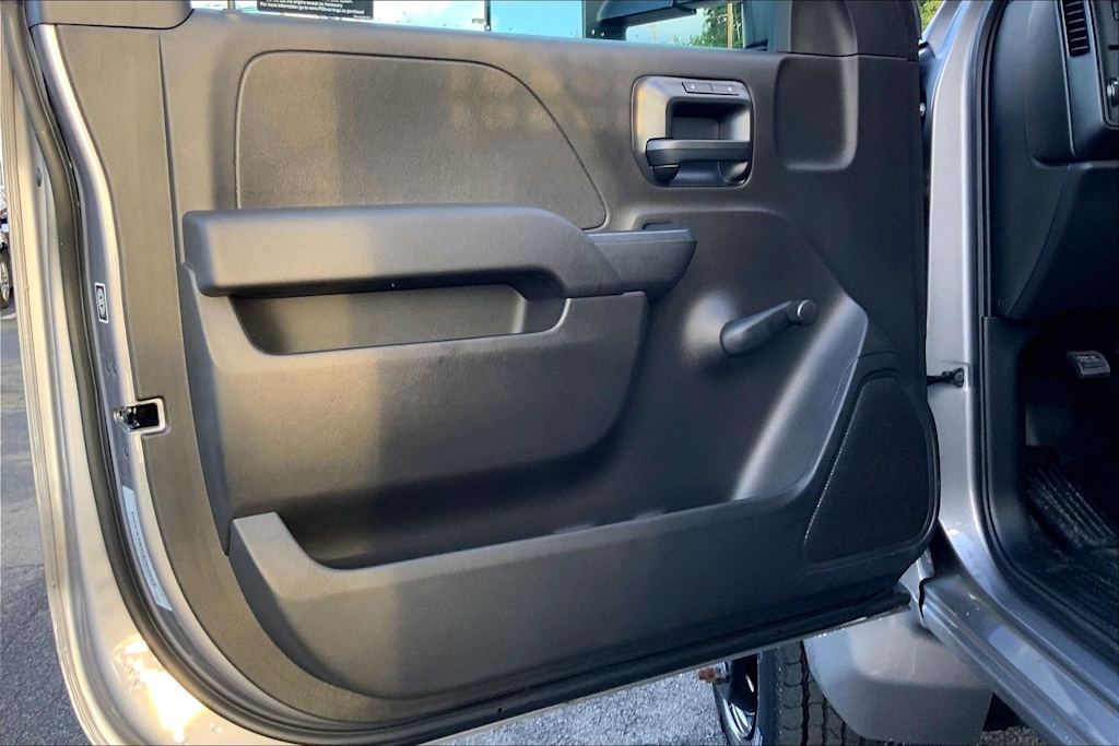 Thumbnail: 2024 Chevrolet  - 27