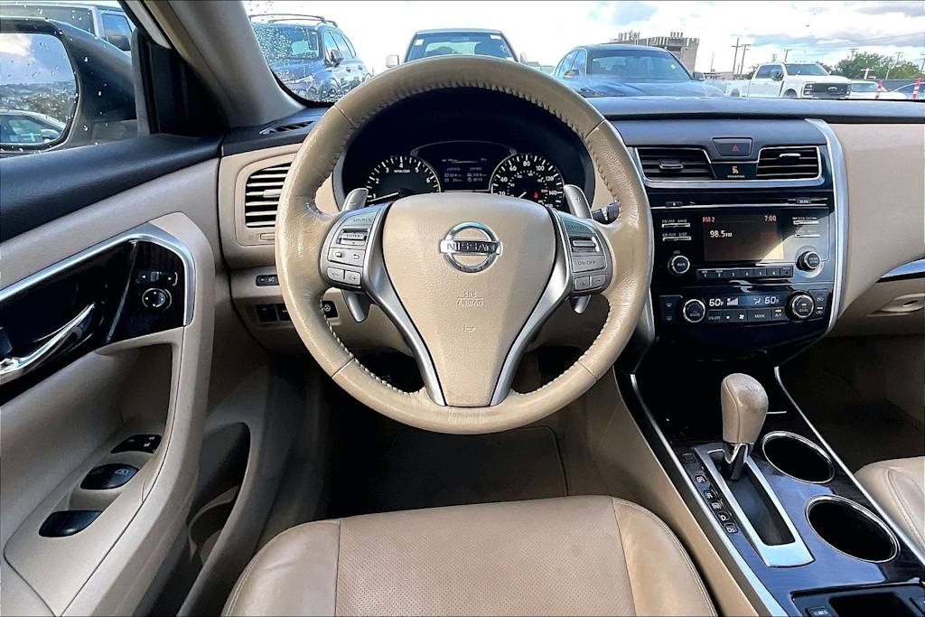 Thumbnail: 2013 Nissan Altima - 14