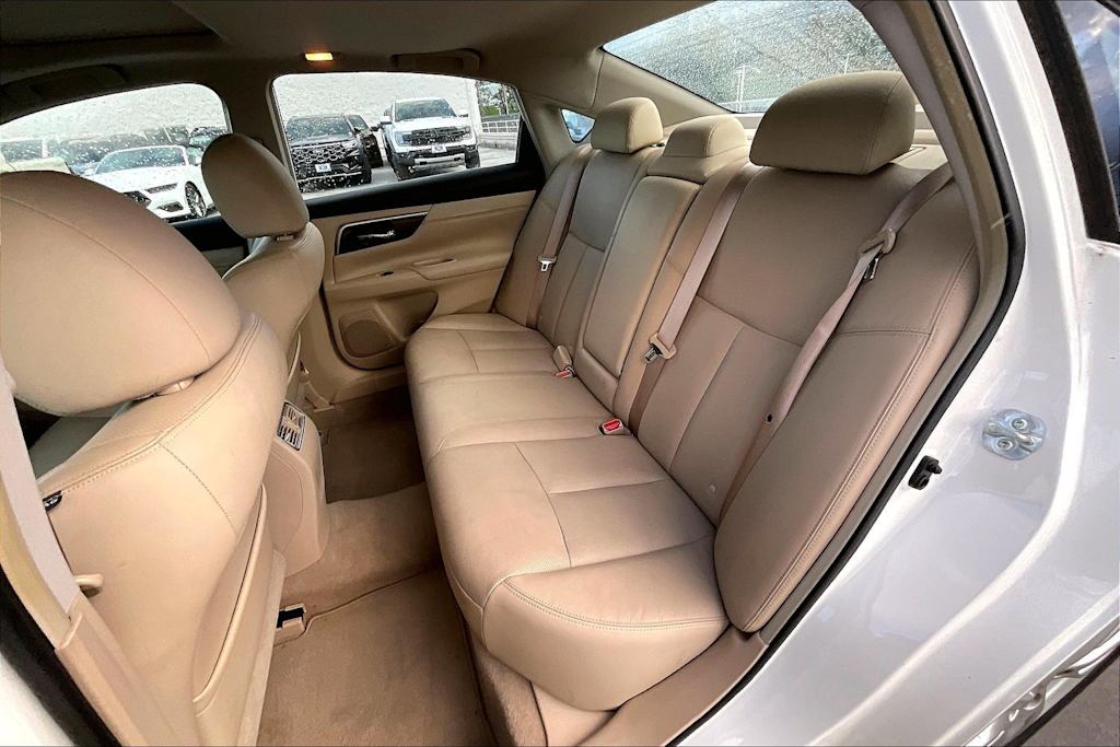Thumbnail: 2013 Nissan Altima - 29