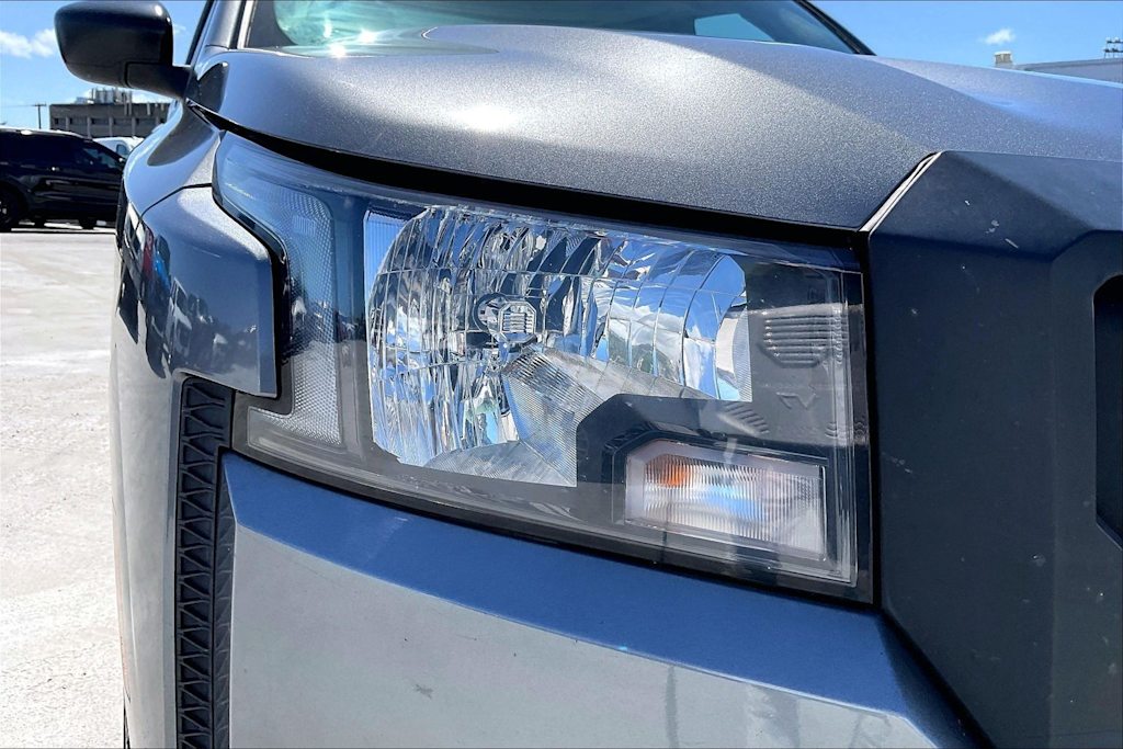 Thumbnail: 2022 Nissan Frontier - 31