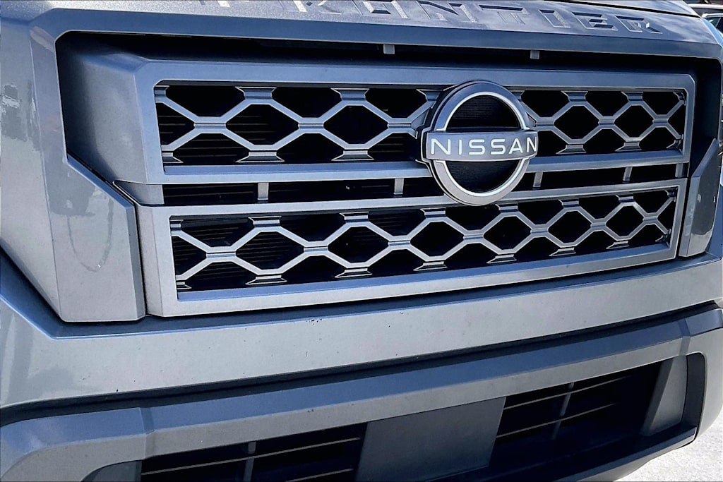 Thumbnail: 2022 Nissan Frontier - 33