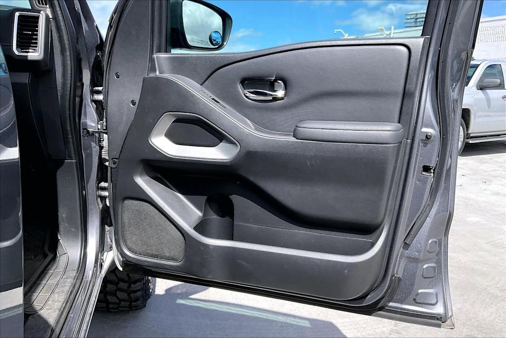 Thumbnail: 2022 Nissan Frontier - 29