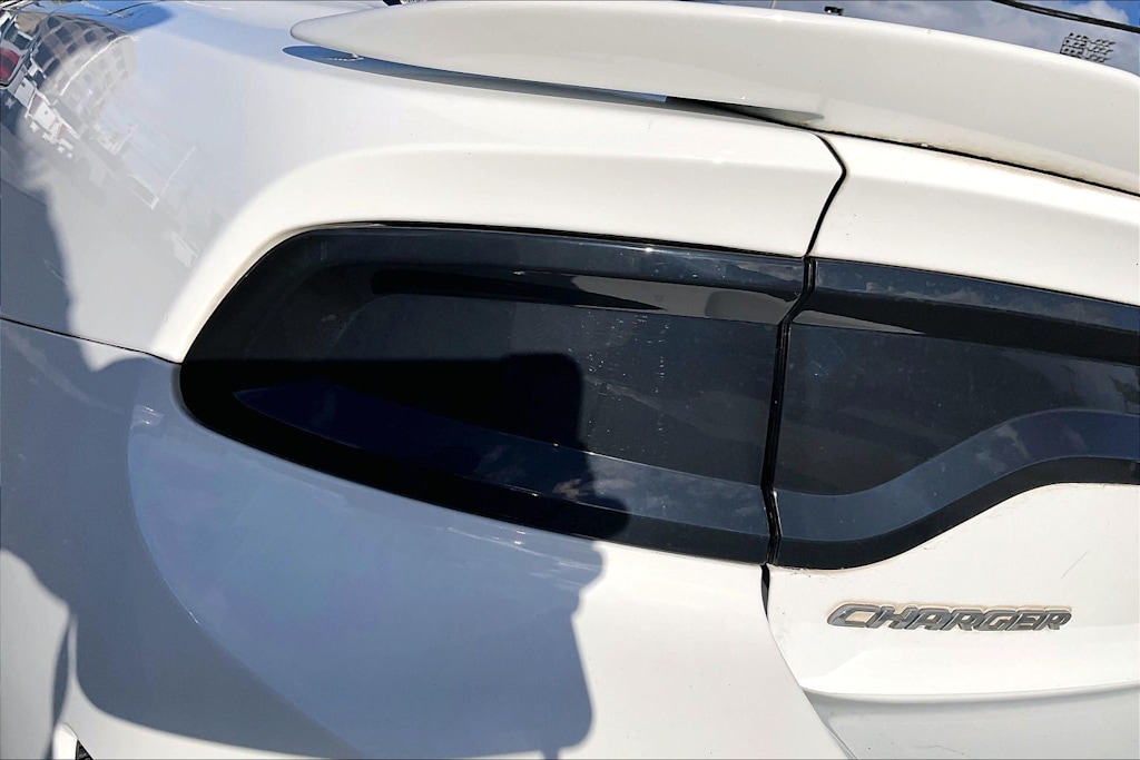 Thumbnail: 2022 Dodge Charger - 32