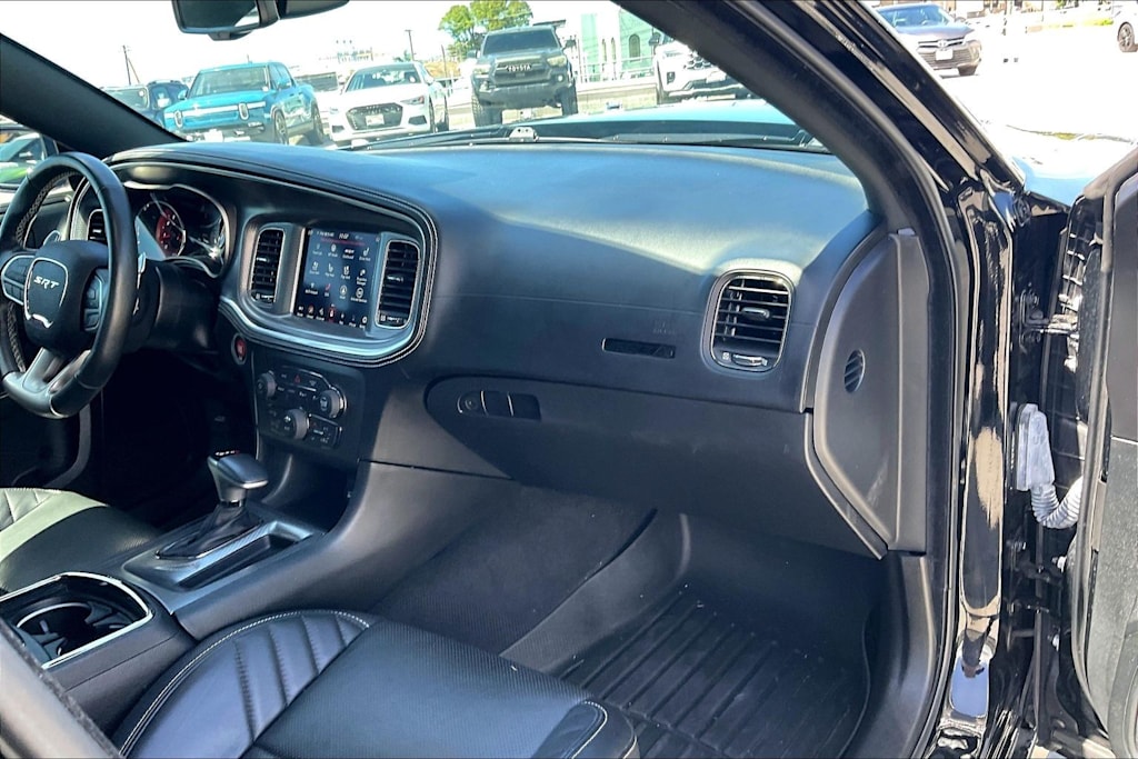 Thumbnail: 2022 Dodge Charger - 15