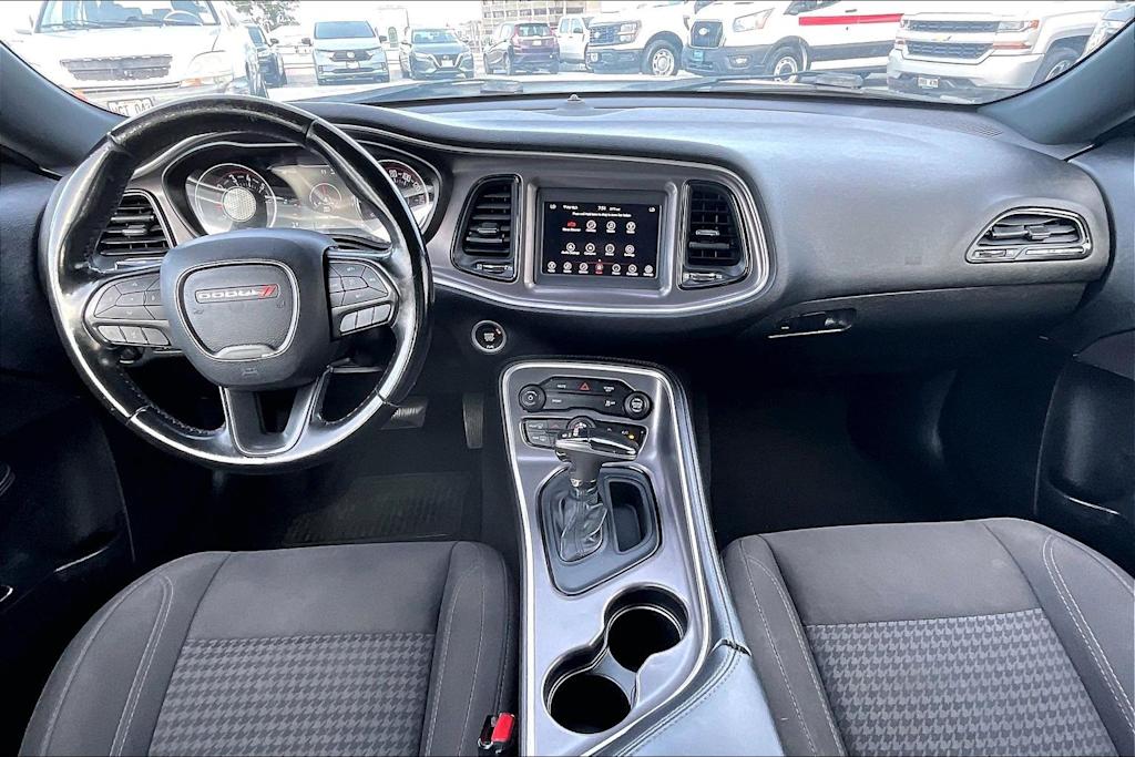 Thumbnail: 2019 Dodge Challenger - 10
