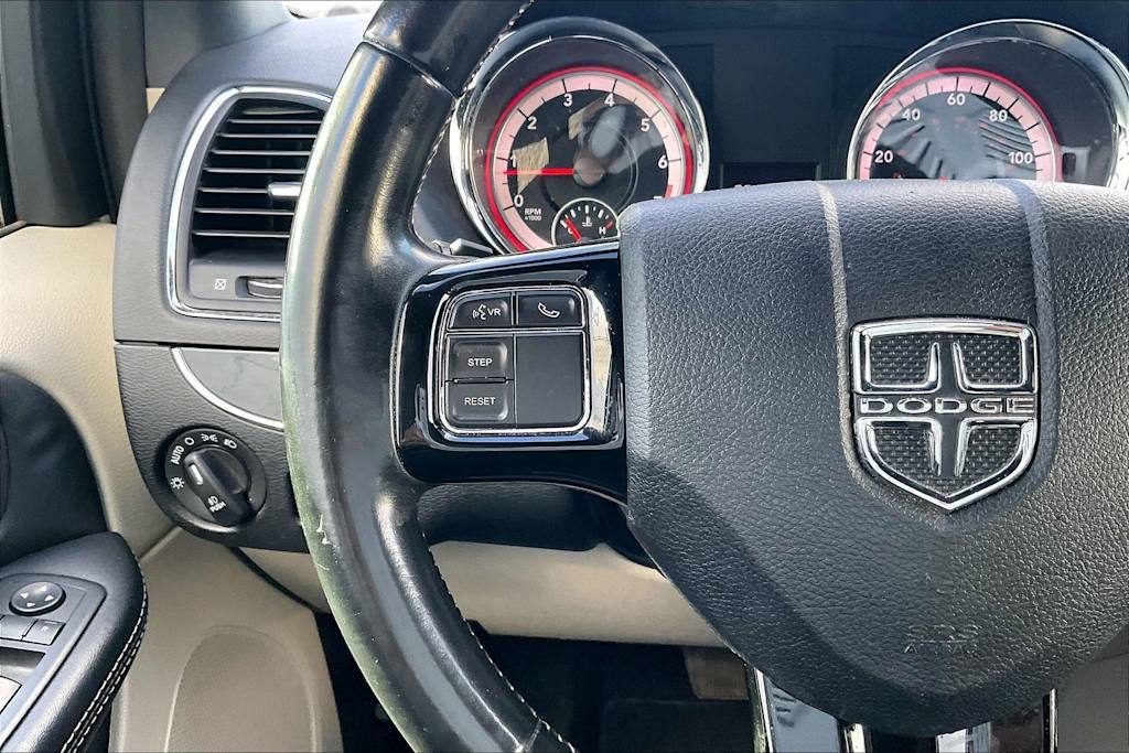 Thumbnail: 2019 Dodge Grand Caravan - 25