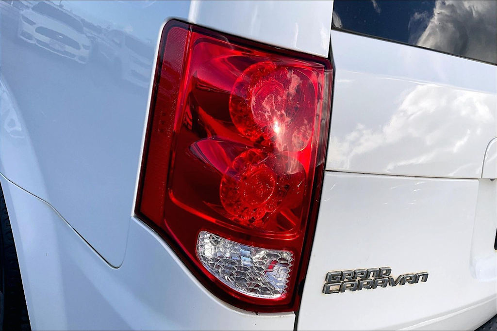 Thumbnail: 2019 Dodge Grand Caravan - 32