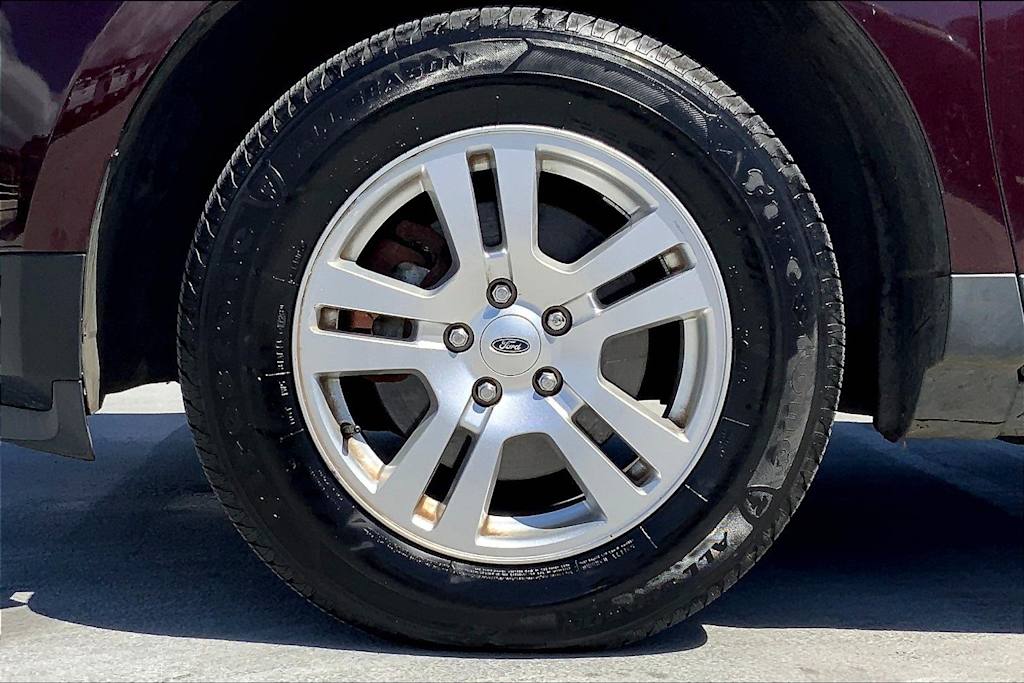 Thumbnail: 2011 Ford Edge - 8