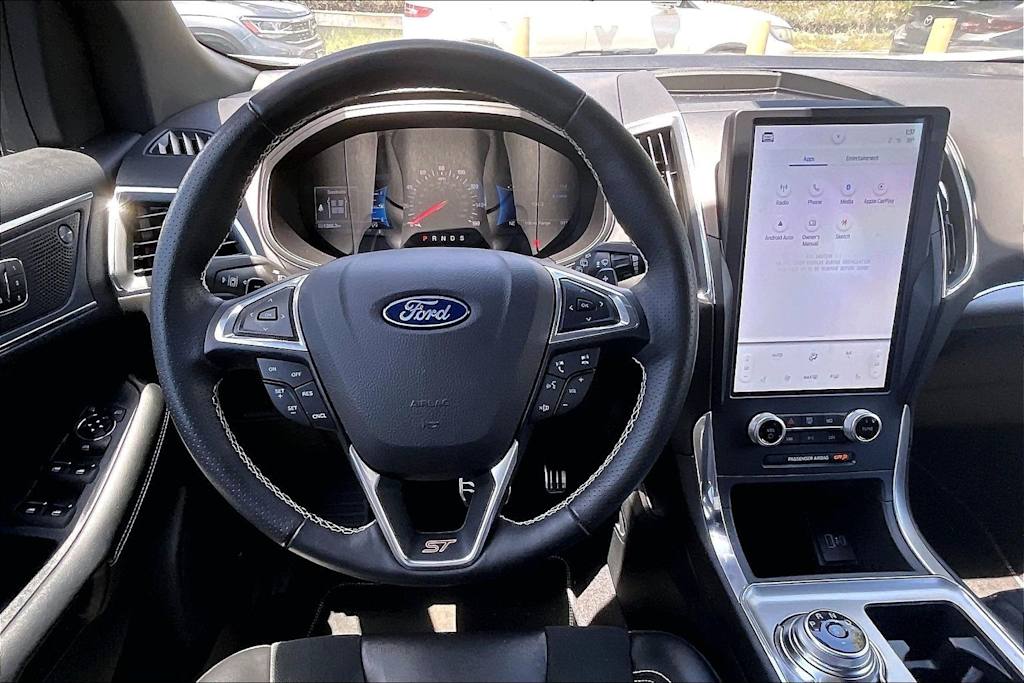 Thumbnail: 2023 Ford Edge - 14