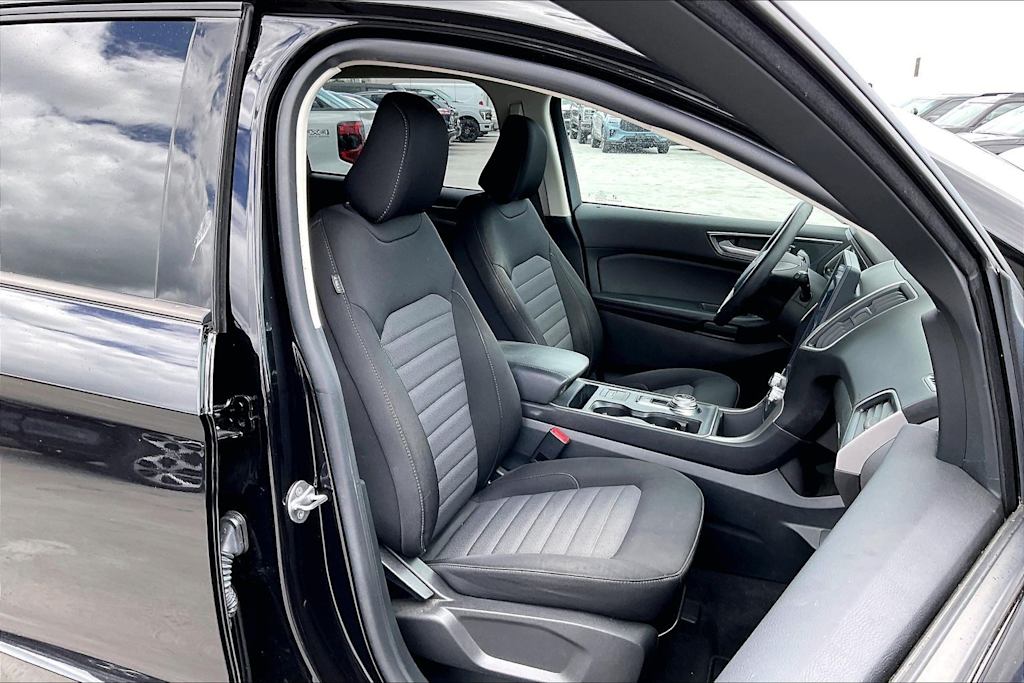 Thumbnail: 2023 Ford Edge - 12