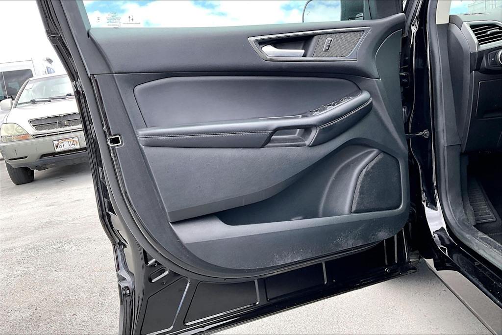 Thumbnail: 2023 Ford Edge - 27