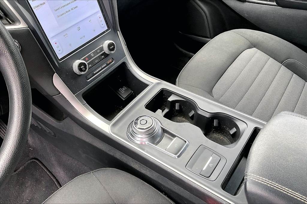 Thumbnail: 2023 Ford Edge - 17