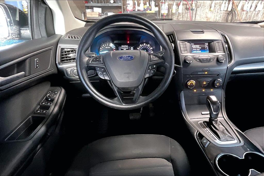 Thumbnail: 2018 Ford Edge - 14
