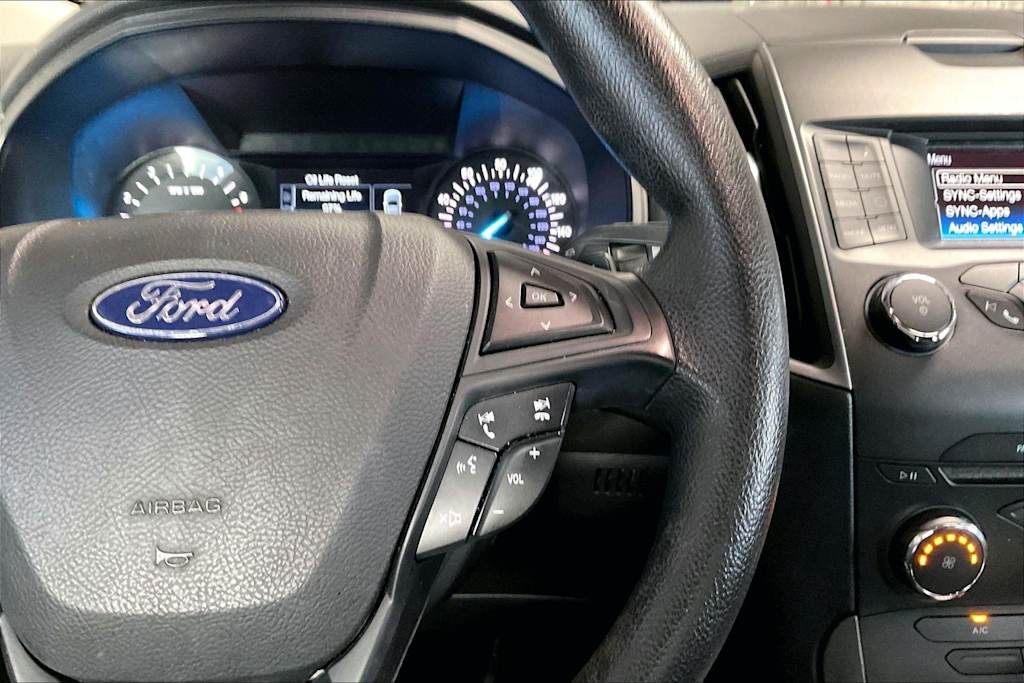 Thumbnail: 2018 Ford Edge - 26