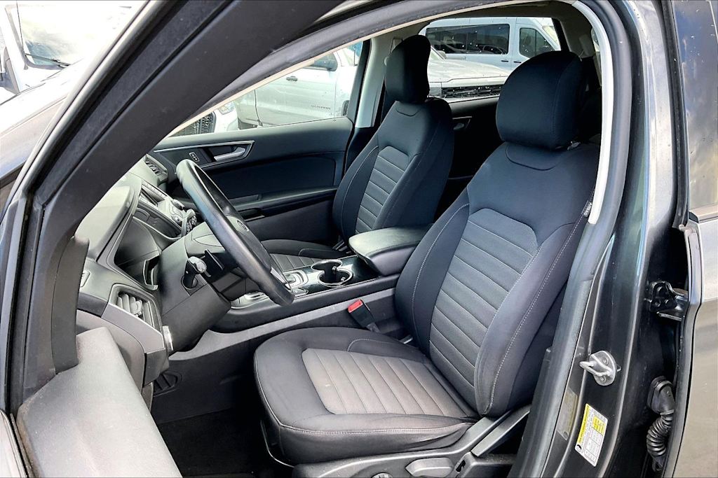 Thumbnail: 2018 Ford Edge - 11