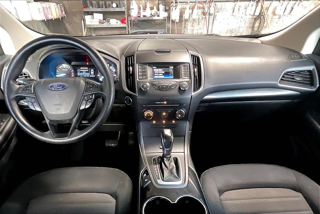 Thumbnail: 2018 Ford Edge - 10