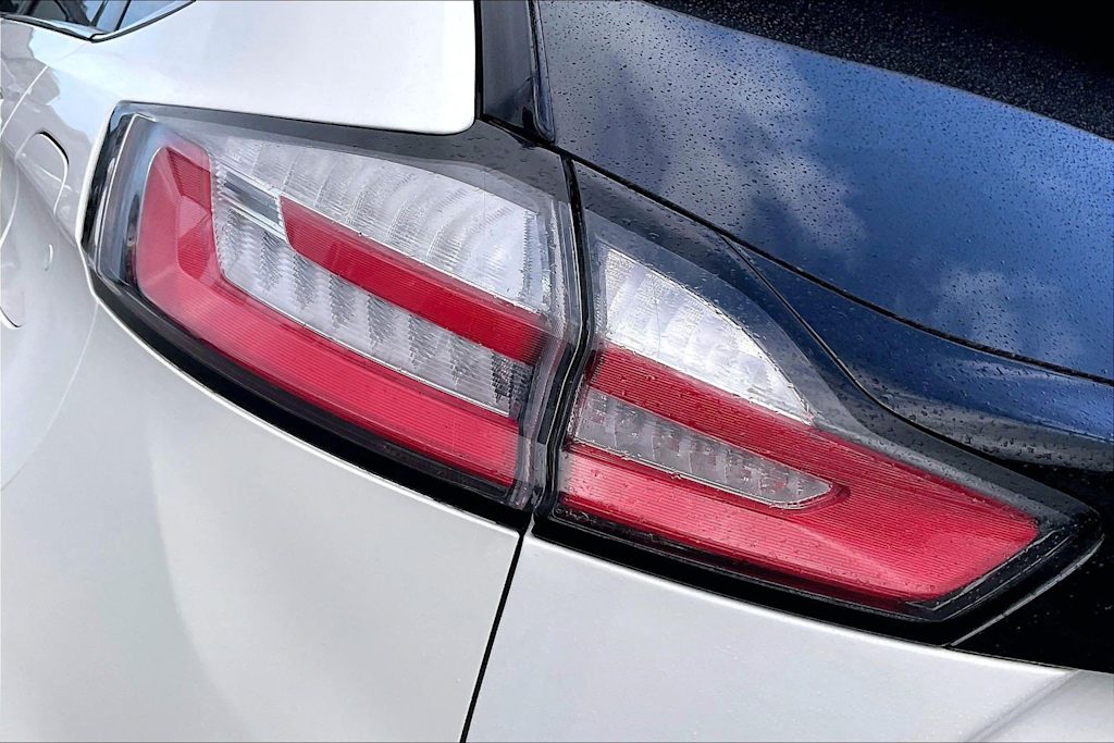 Thumbnail: 2024 Ford Edge - 32
