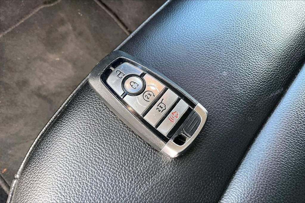 Thumbnail: 2024 Ford Edge - 20
