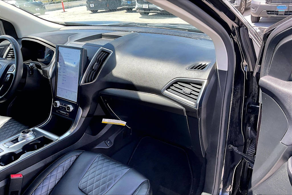 Thumbnail: 2024 Ford Edge - 15