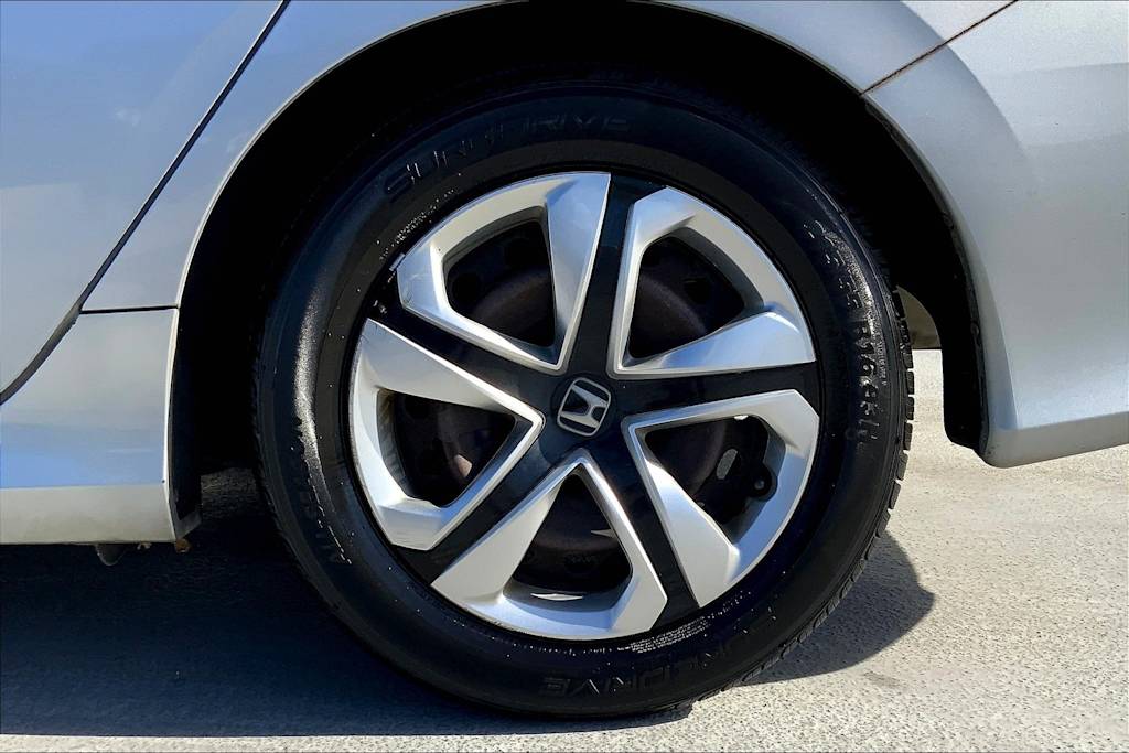 Thumbnail: 2016 Honda Civic - 8