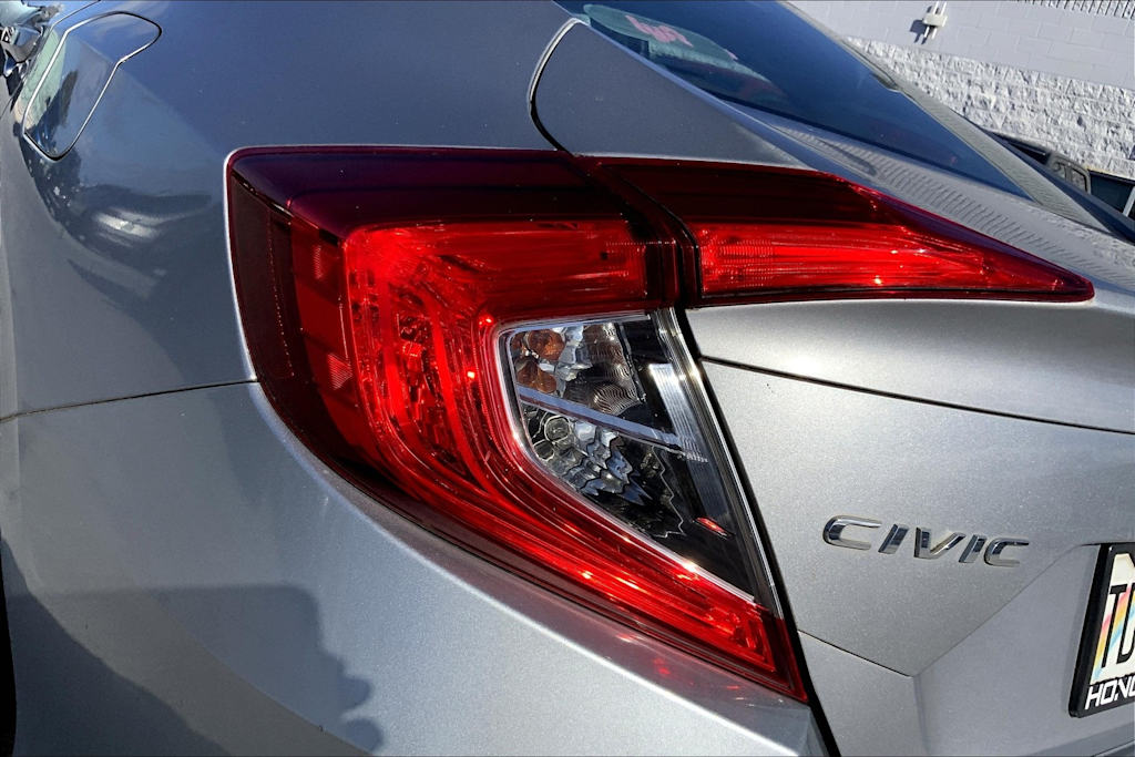 Thumbnail: 2016 Honda Civic - 32