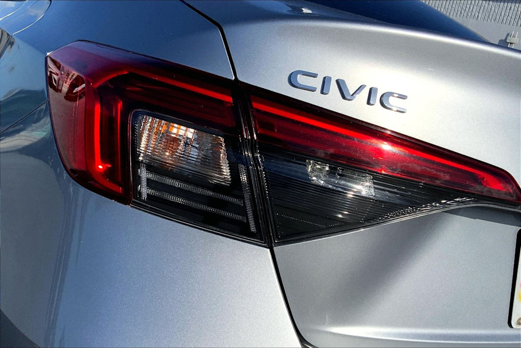2023 Honda Civic Sport 32