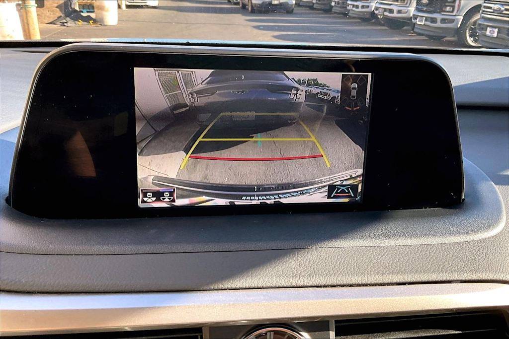 Thumbnail: 2020 Lexus RX - 16