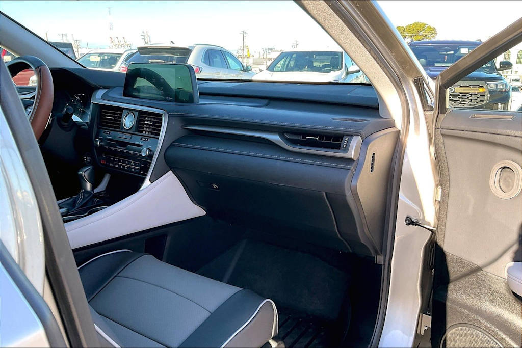 Thumbnail: 2020 Lexus RX - 24