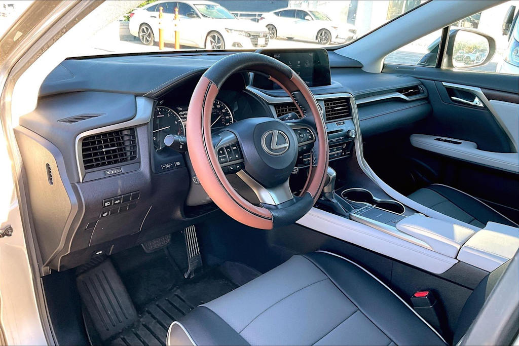 Thumbnail: 2020 Lexus RX - 2