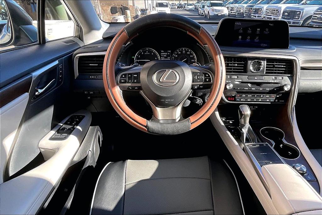 Thumbnail: 2020 Lexus RX - 14