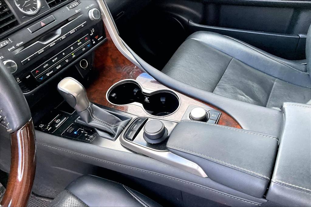 Thumbnail: 2019 Lexus RX - 17