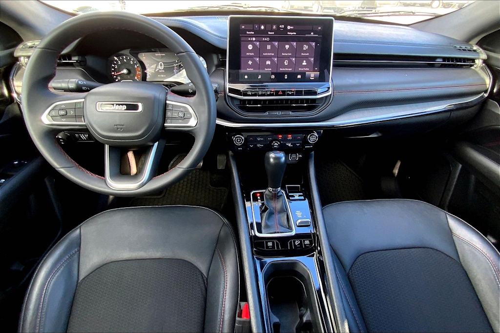 Thumbnail: 2023 Jeep Compass - 10