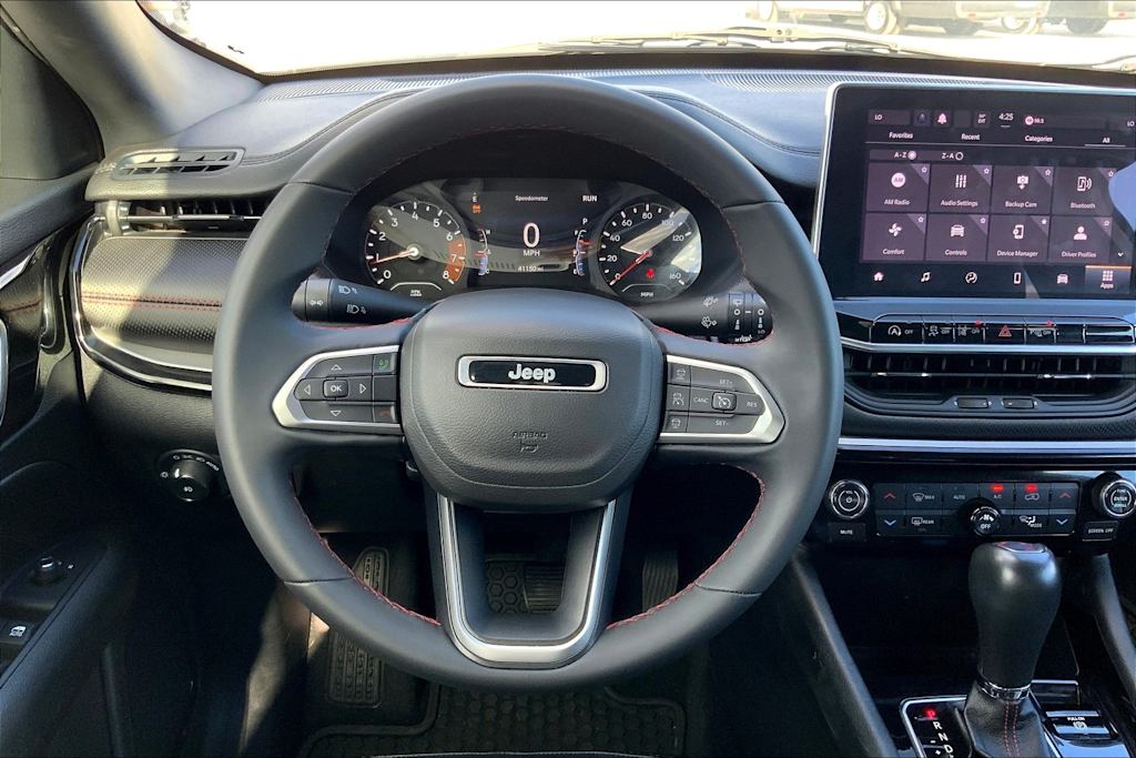 Thumbnail: 2023 Jeep Compass - 14
