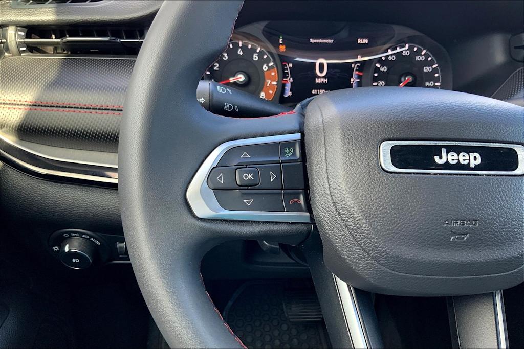 Thumbnail: 2023 Jeep Compass - 25