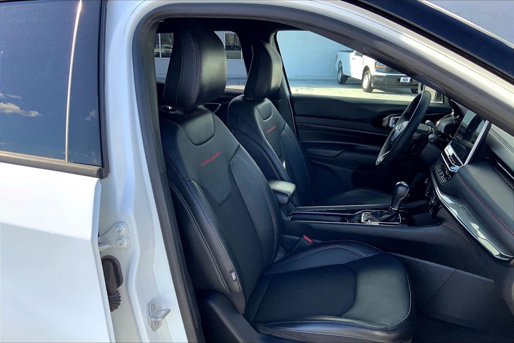 Thumbnail: 2023 Jeep Compass - 22