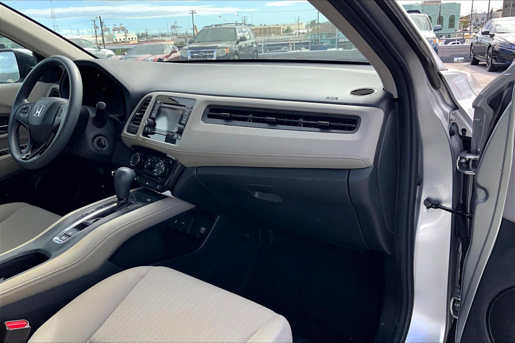 Thumbnail: 2016 Honda HR-V - 15