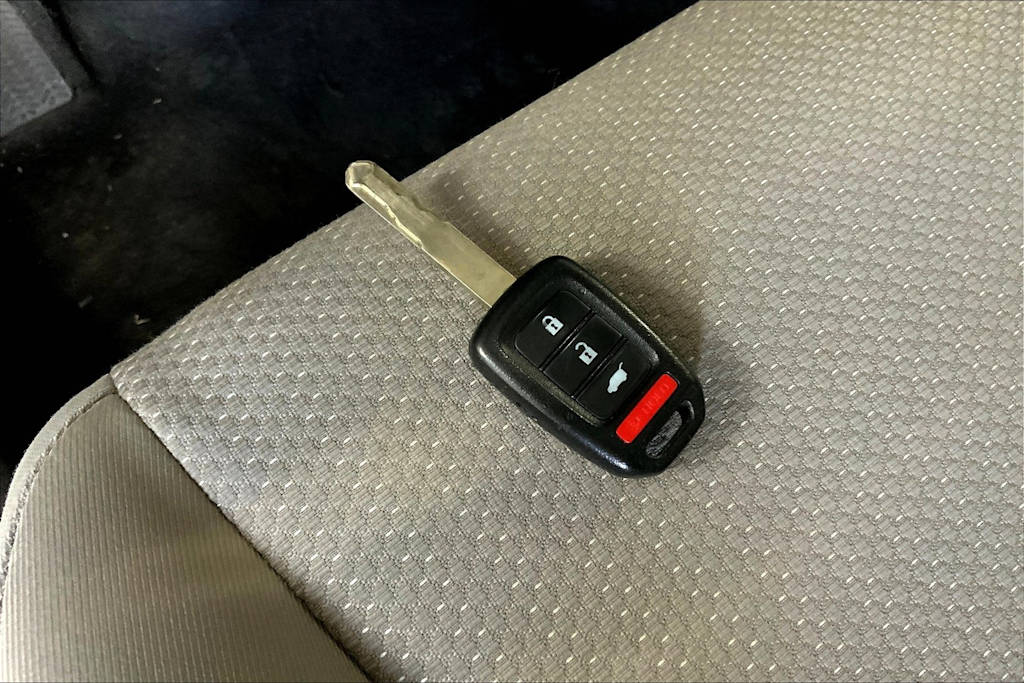 Thumbnail: 2016 Honda HR-V - 20