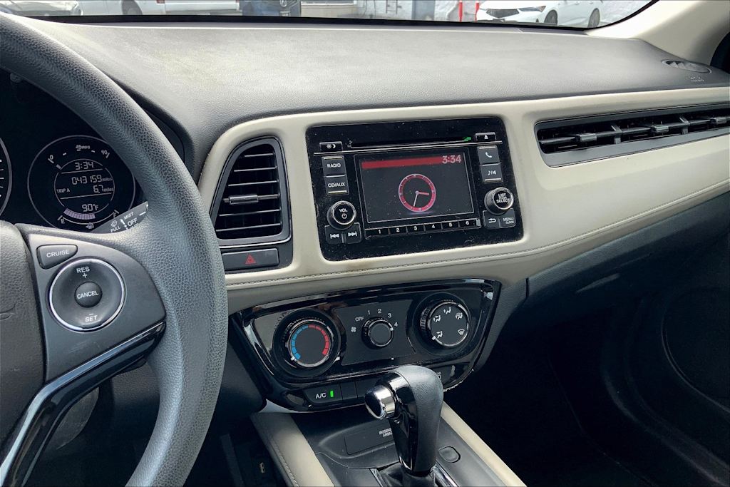 Thumbnail: 2016 Honda HR-V - 16