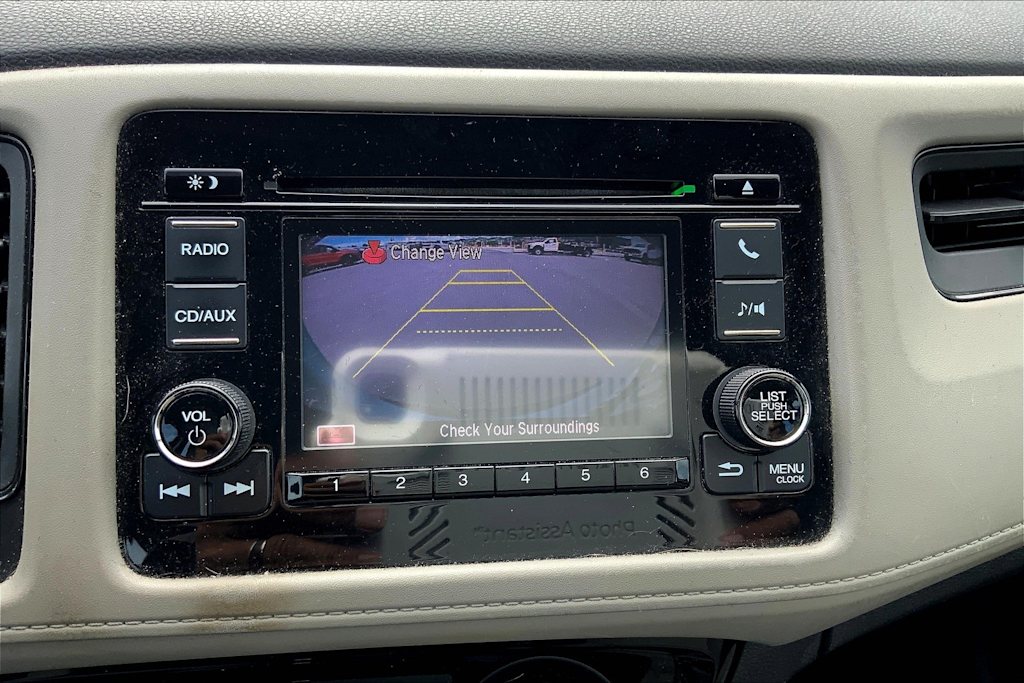 Thumbnail: 2016 Honda HR-V - 26