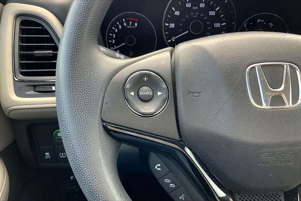 Thumbnail: 2016 Honda HR-V - 24