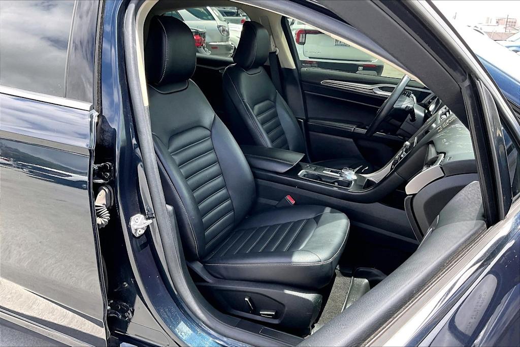 Thumbnail: 2020 Ford Fusion - 12
