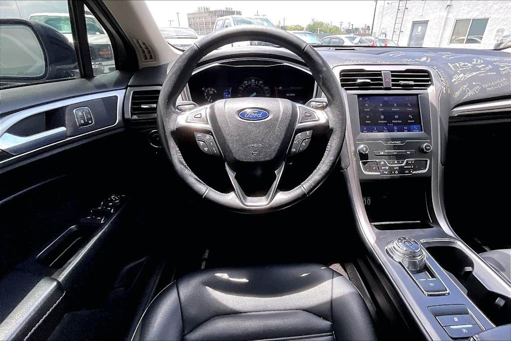 Thumbnail: 2020 Ford Fusion - 14
