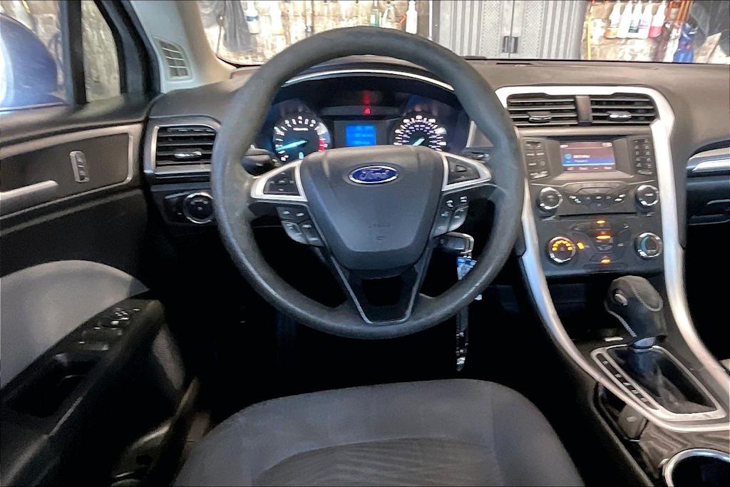 Thumbnail: 2016 Ford Fusion - 14